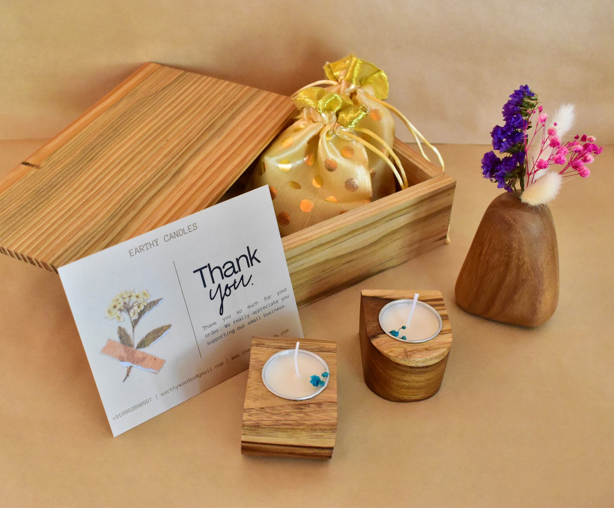 ✨ Customised Wooden Gift Hamper ✨