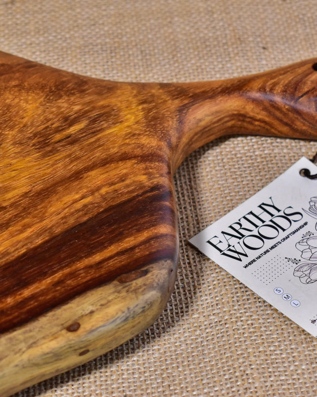 Premium Indian Rosewood Chopping Board – Handcrafted by Earthy Woods