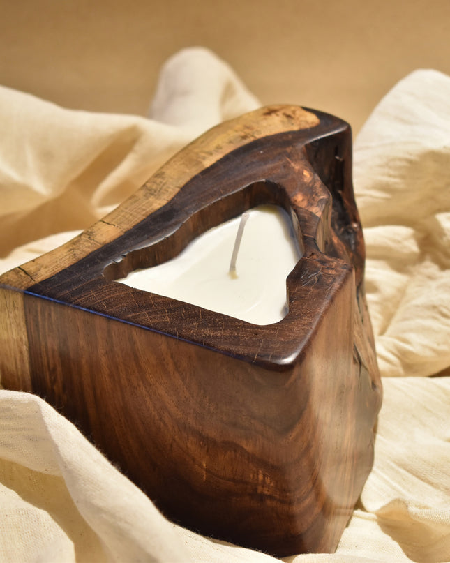 Walnut Candle with Antlantic Breeze fragrance