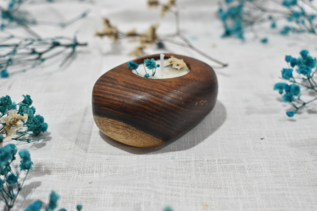 Rosewood Candle Set of 2 – Handcrafted Elegance with Natural Charm